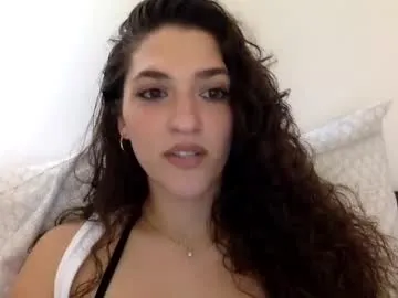 emmababy2322 – webcam model profile photo