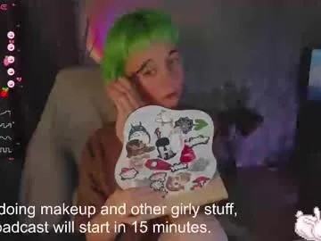 mylaweb – webcam model profile photo