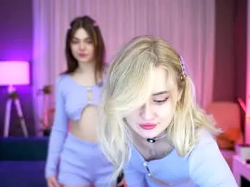 sunnyfia – webcam model profile photo