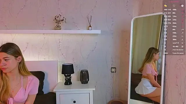 AnneVerity – webcam model profile photo