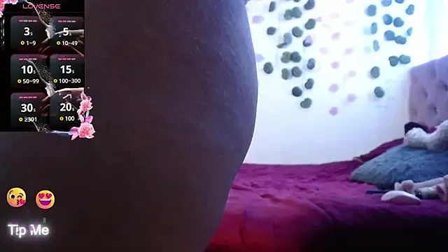 krisha_Lara – webcam model profile photo