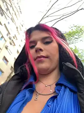 RiriRoseey – webcam model profile photo